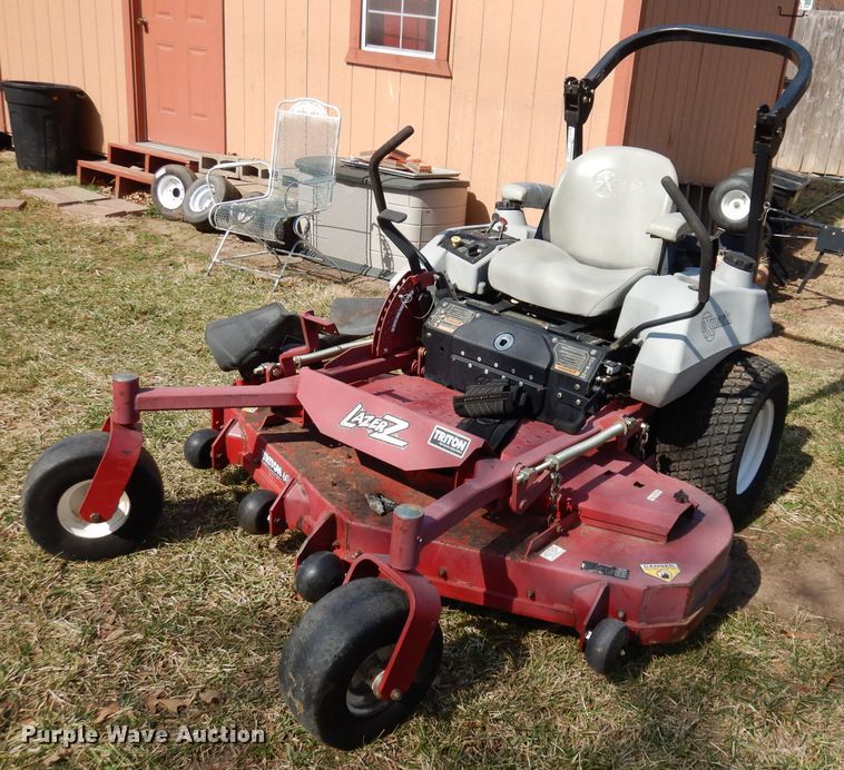 image for item HU9003 Exmark Lazer Z  lawn mower