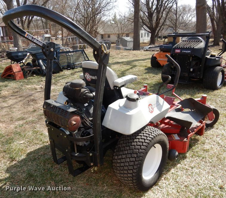 image for item HU9003 Exmark Lazer Z  lawn mower