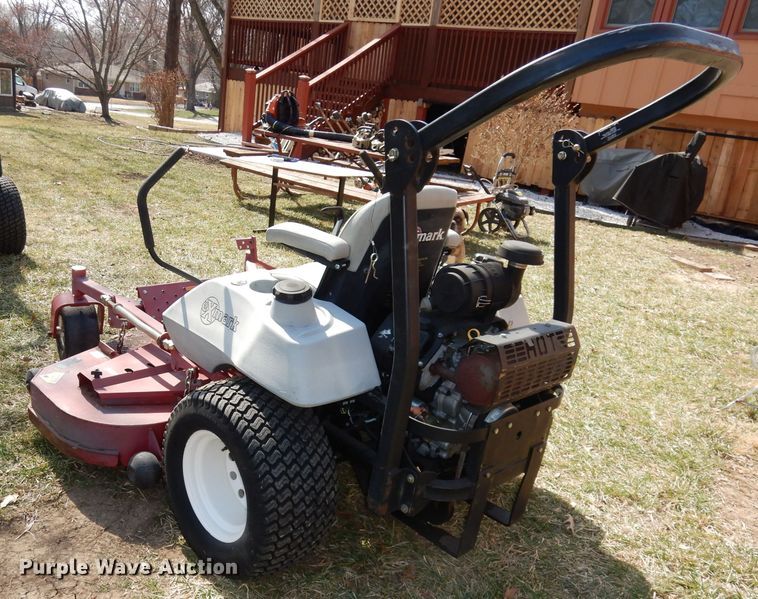 image for item HU9003 Exmark Lazer Z  lawn mower