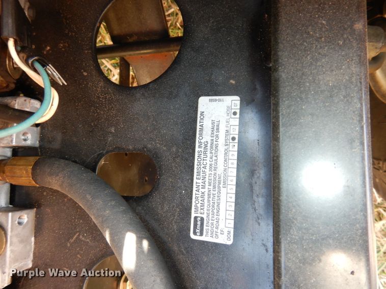 image for item HU9003 Exmark Lazer Z  lawn mower