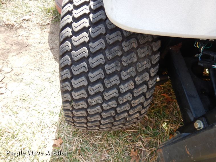 image for item HU9003 Exmark Lazer Z  lawn mower