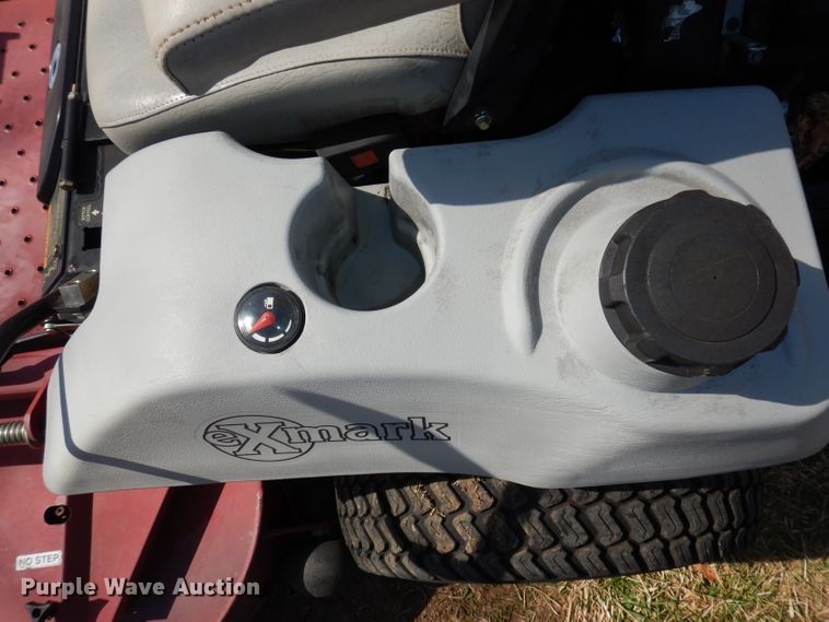 image for item HU9003 Exmark Lazer Z  lawn mower