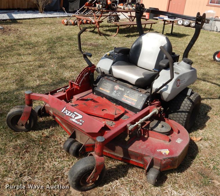 image for item HU9006 Exmark Lazer Z  lawn mower
