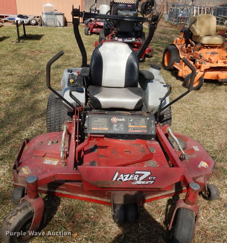 image for item HU9006 Exmark Lazer Z  lawn mower