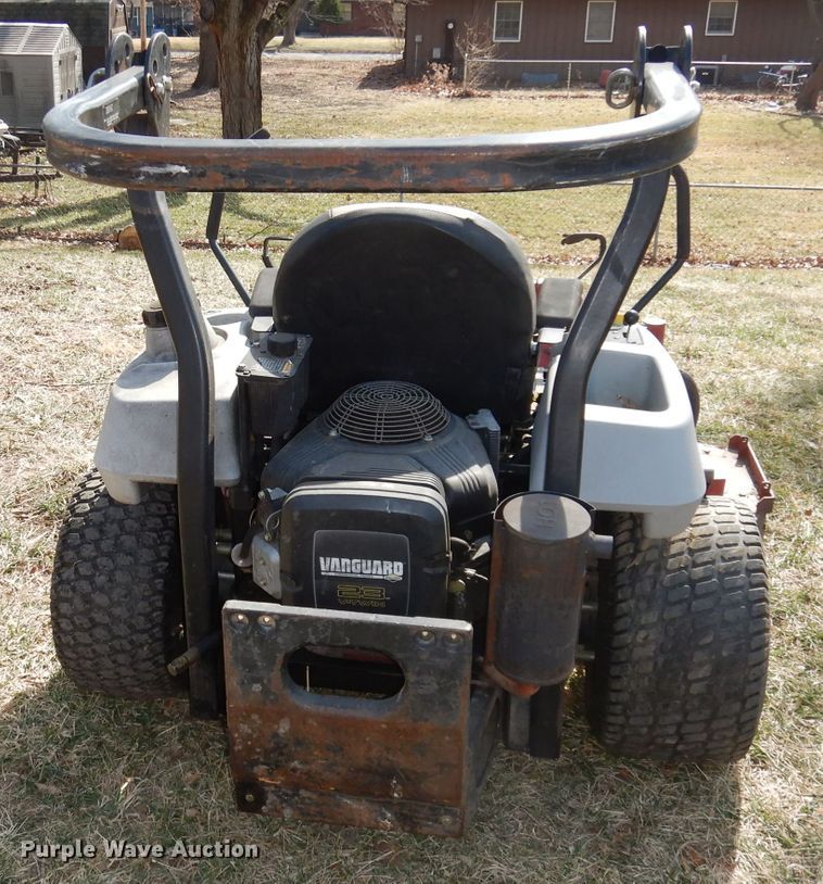 image for item HU9006 Exmark Lazer Z  lawn mower