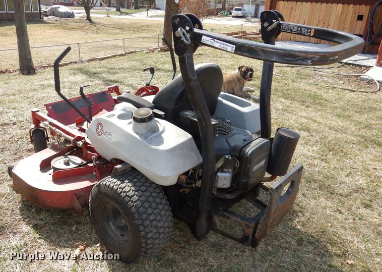 image for item HU9006 Exmark Lazer Z  lawn mower