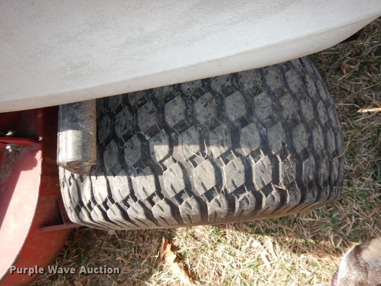 image for item HU9006 Exmark Lazer Z  lawn mower