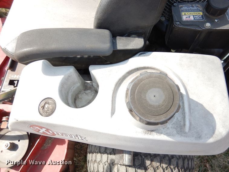 image for item HU9006 Exmark Lazer Z  lawn mower