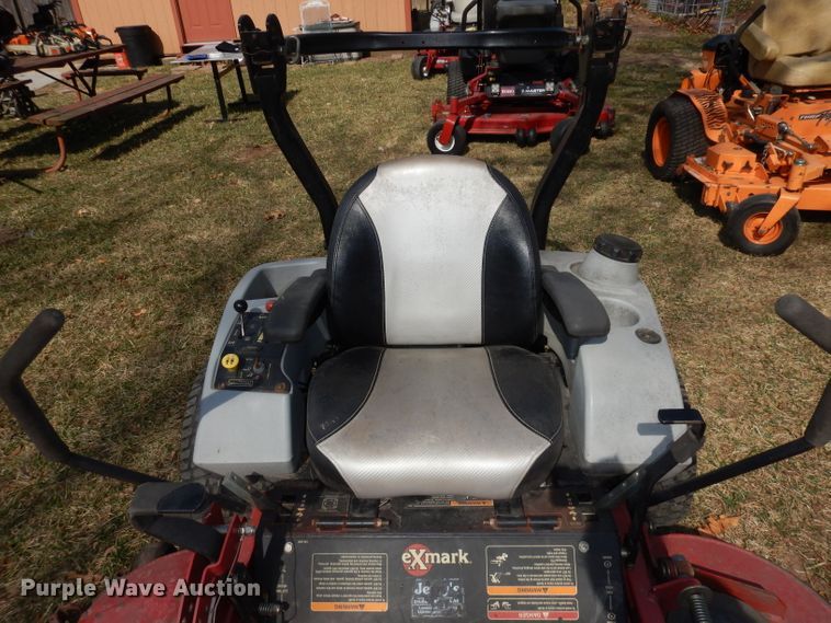 image for item HU9006 Exmark Lazer Z  lawn mower