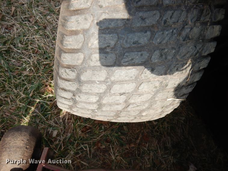 image for item HU9006 Exmark Lazer Z  lawn mower