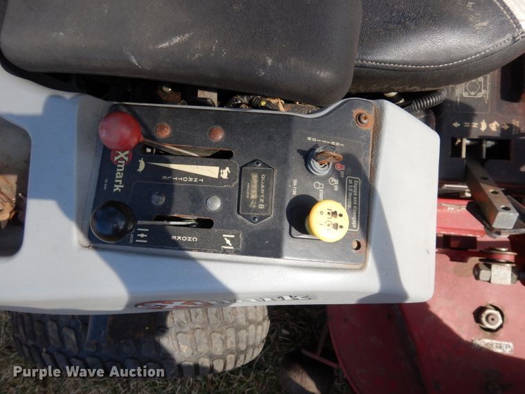 image for item HU9006 Exmark Lazer Z  lawn mower