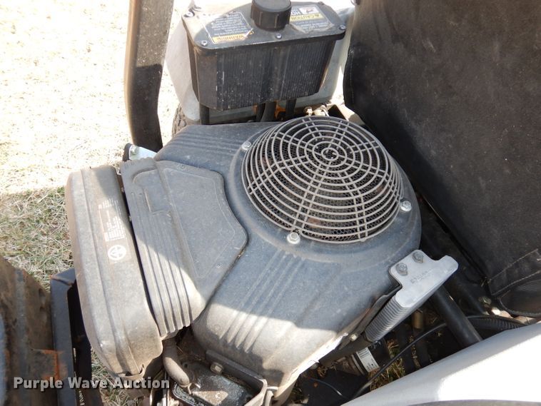 image for item HU9006 Exmark Lazer Z  lawn mower