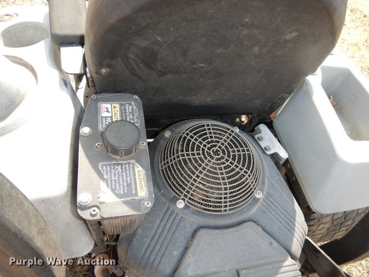 image for item HU9006 Exmark Lazer Z  lawn mower