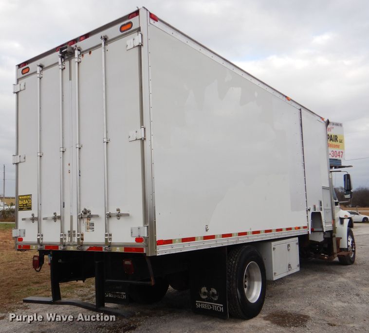 image for item HX9043 2009 International 4400  paper recycling truck