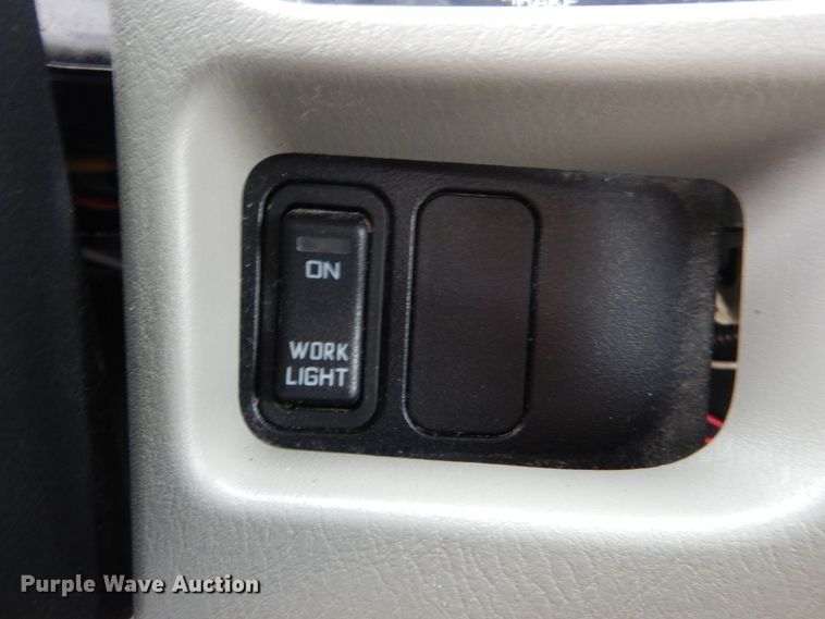 image for item HX9043 2009 International 4400  paper recycling truck