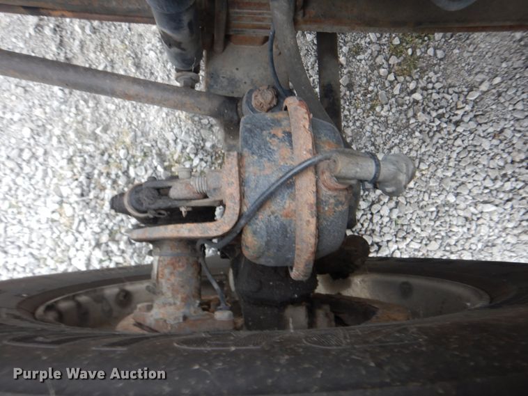 image for item HX9043 2009 International 4400  paper recycling truck