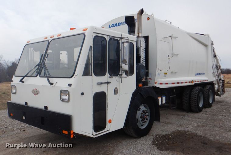 image for item HX9170 2007 Crane Carrier Low Entry  refuse truck