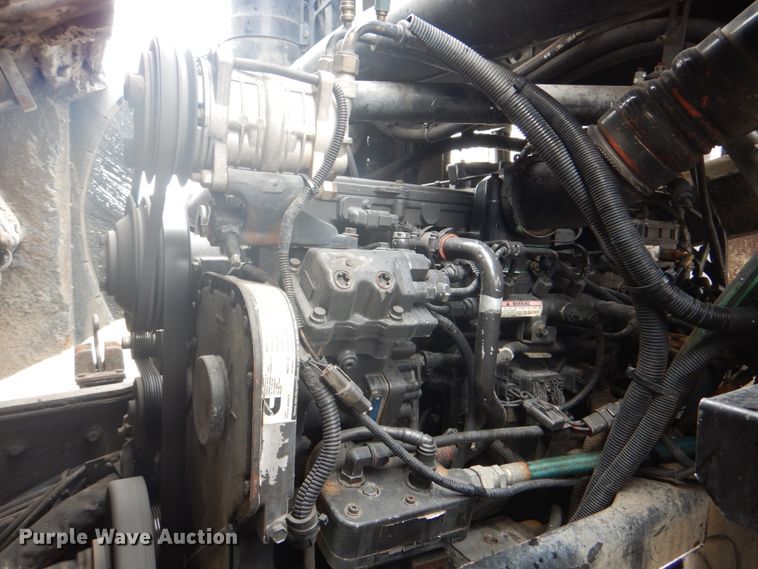 image for item HX9170 2007 Crane Carrier Low Entry  refuse truck