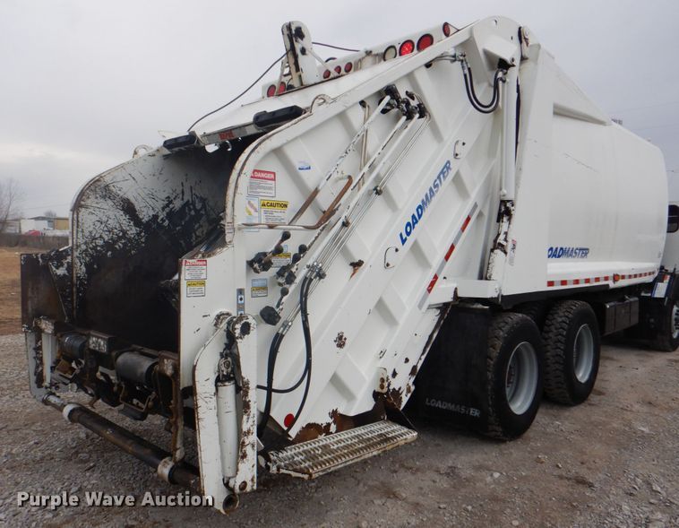 image for item HX9170 2007 Crane Carrier Low Entry  refuse truck