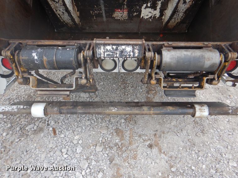 image for item HX9170 2007 Crane Carrier Low Entry  refuse truck