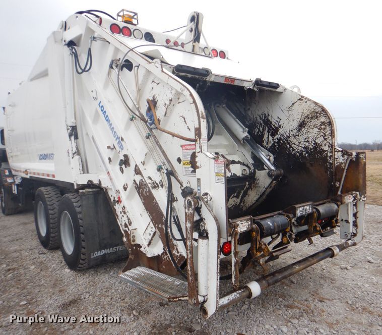 image for item HX9170 2007 Crane Carrier Low Entry  refuse truck