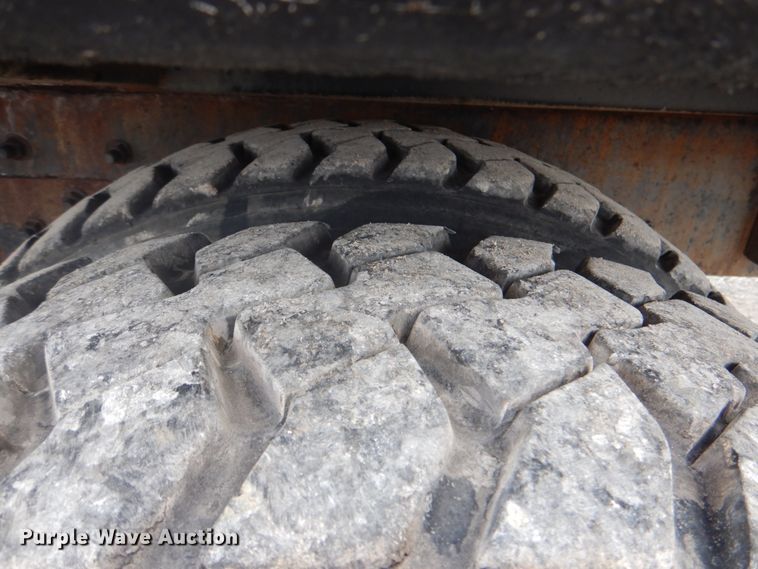 image for item HX9170 2007 Crane Carrier Low Entry  refuse truck