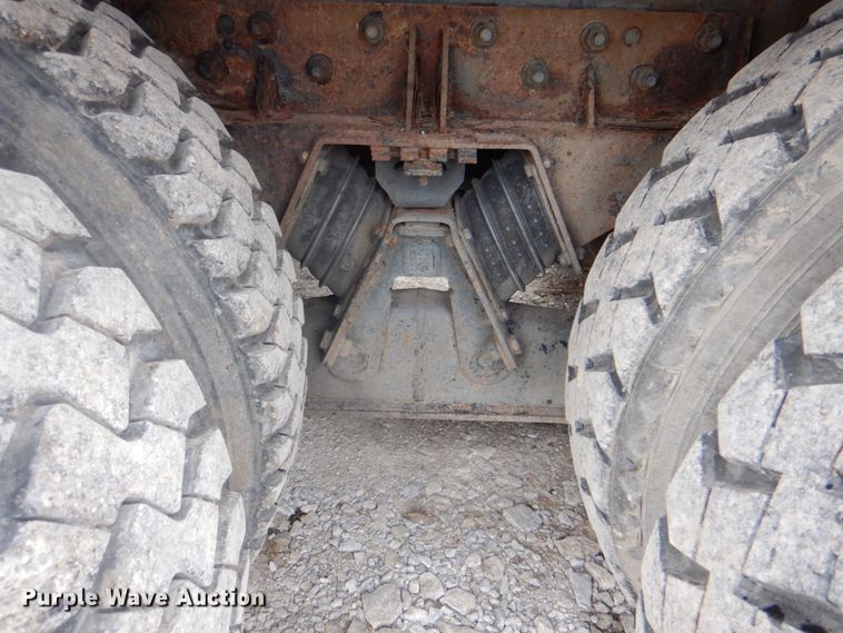 image for item HX9170 2007 Crane Carrier Low Entry  refuse truck