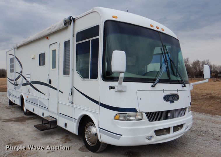 image for item HX9174 2002 Trail Lite Condor  RV