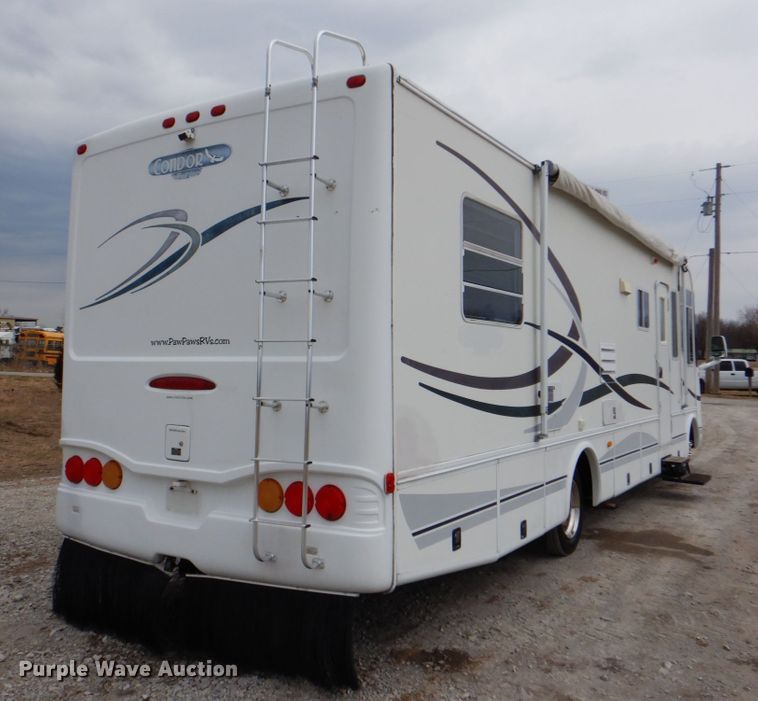 image for item HX9174 2002 Trail Lite Condor  RV