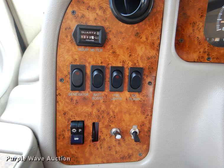 image for item HX9174 2002 Trail Lite Condor  RV