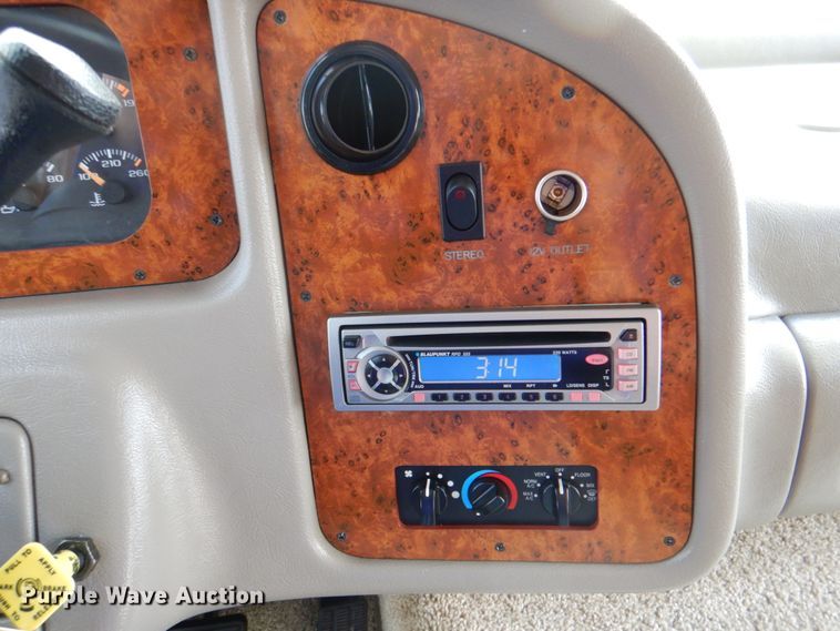 image for item HX9174 2002 Trail Lite Condor  RV