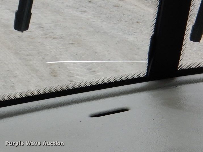 image for item HX9174 2002 Trail Lite Condor  RV