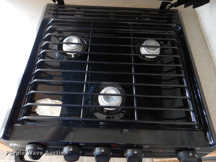 image for item HX9174 2002 Trail Lite Condor  RV