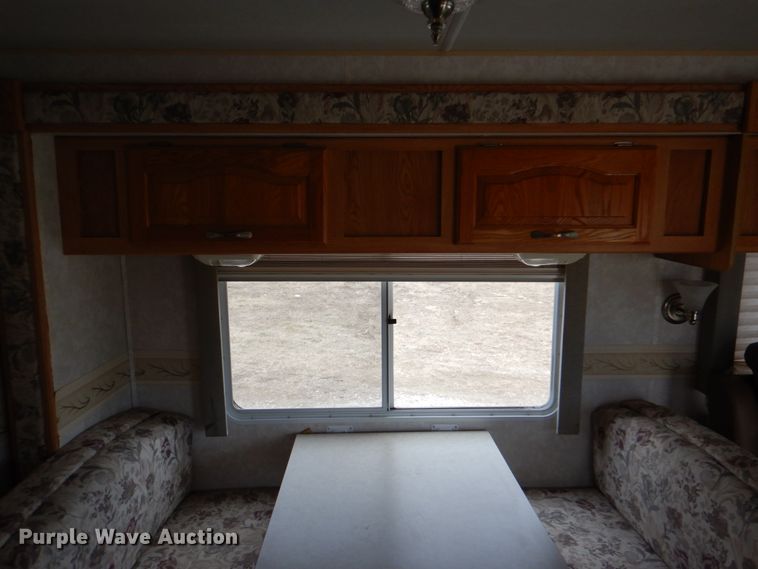 image for item HX9174 2002 Trail Lite Condor  RV