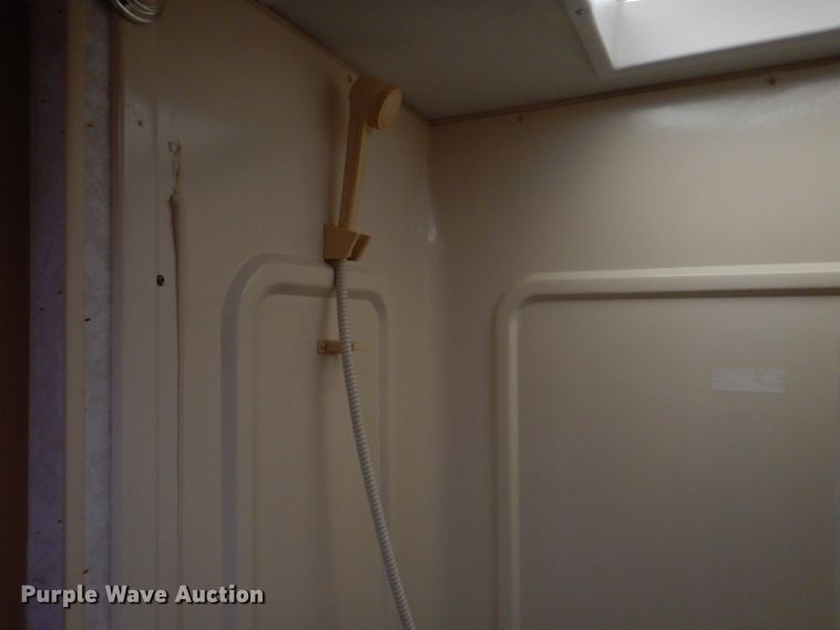 image for item HX9174 2002 Trail Lite Condor  RV