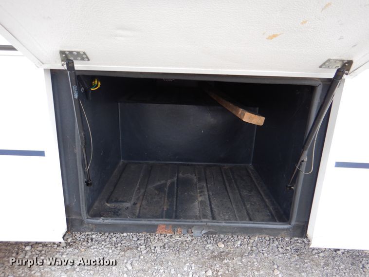 image for item HX9174 2002 Trail Lite Condor  RV