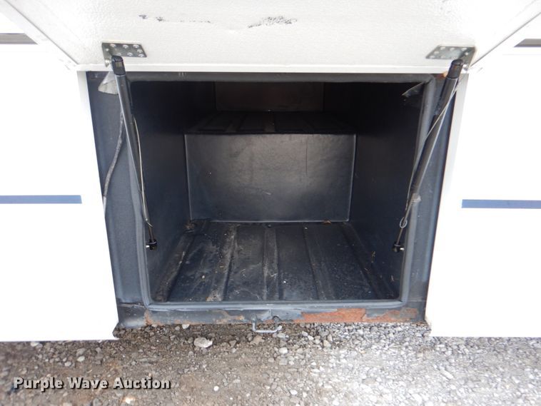 image for item HX9174 2002 Trail Lite Condor  RV