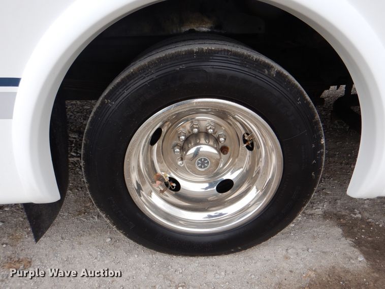 image for item HX9174 2002 Trail Lite Condor  RV