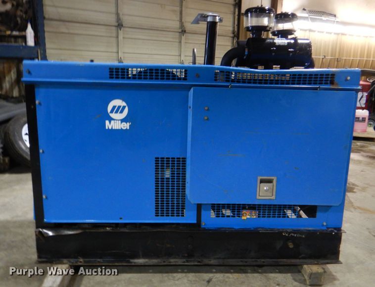 image for item HX9178 Miller Big Blue Air Pak  welder/generator
