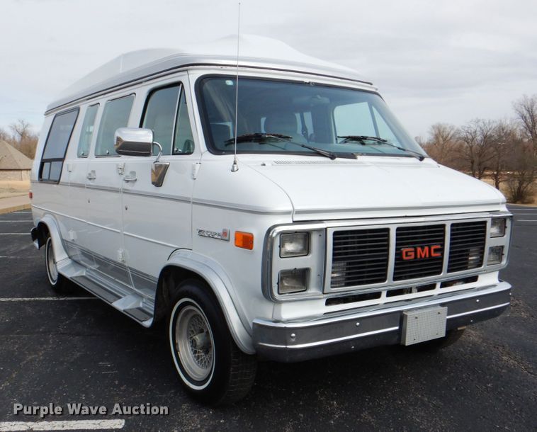 image for item HX9179 1990 GMC Vandura  van
