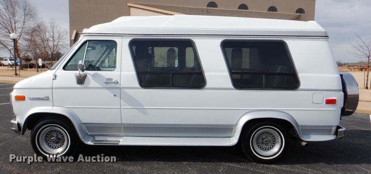 image for item HX9179 1990 GMC Vandura  van