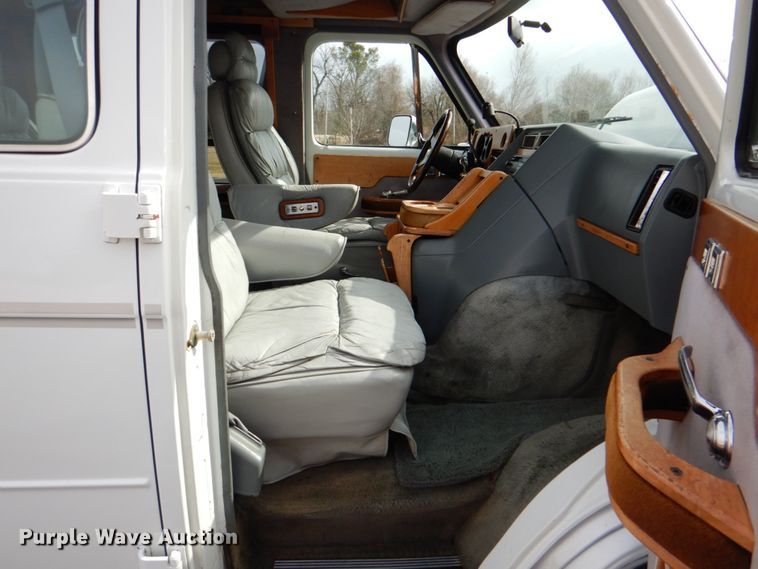 image for item HX9179 1990 GMC Vandura  van