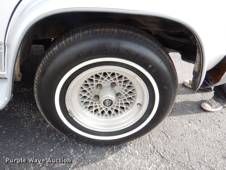image for item HX9179 1990 GMC Vandura  van