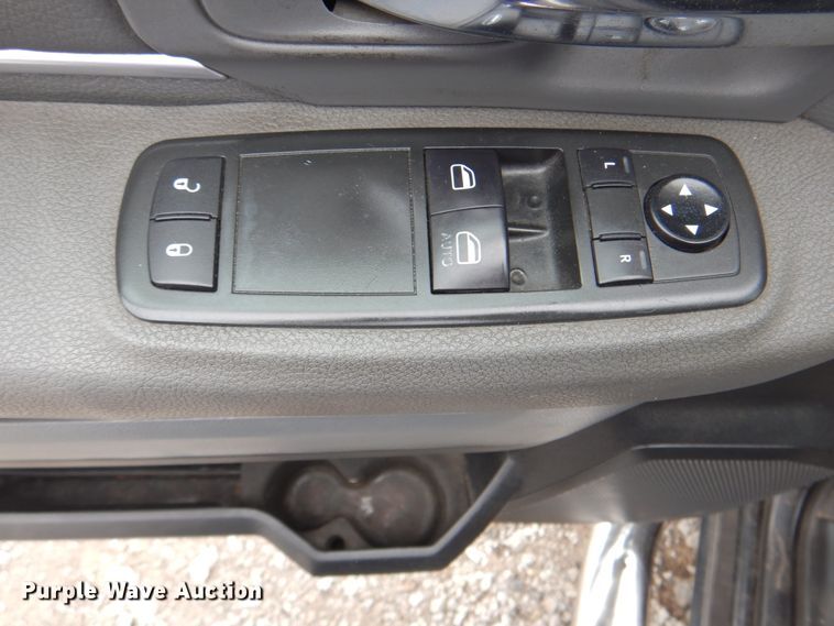 image for item HX9181 2014 Dodge Ram 4500HD  tow truck