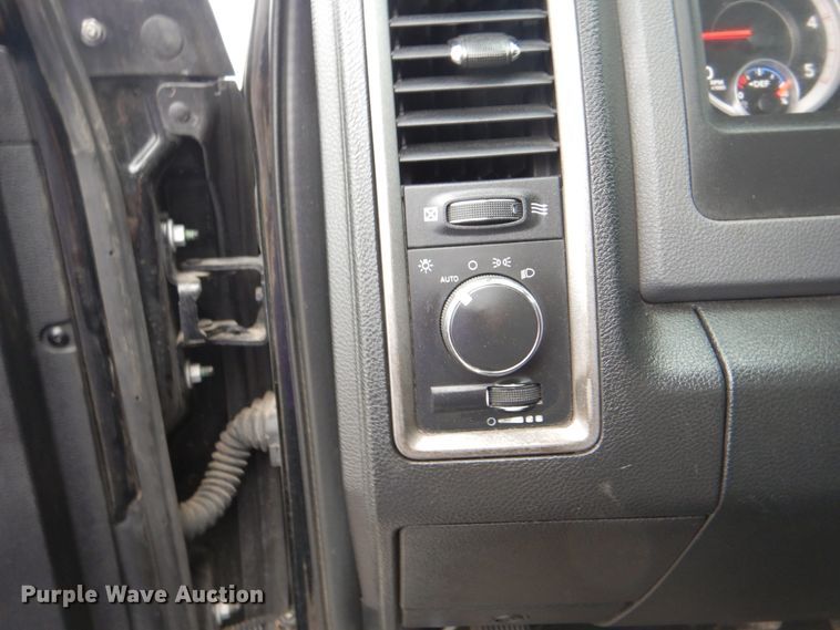 image for item HX9181 2014 Dodge Ram 4500HD  tow truck