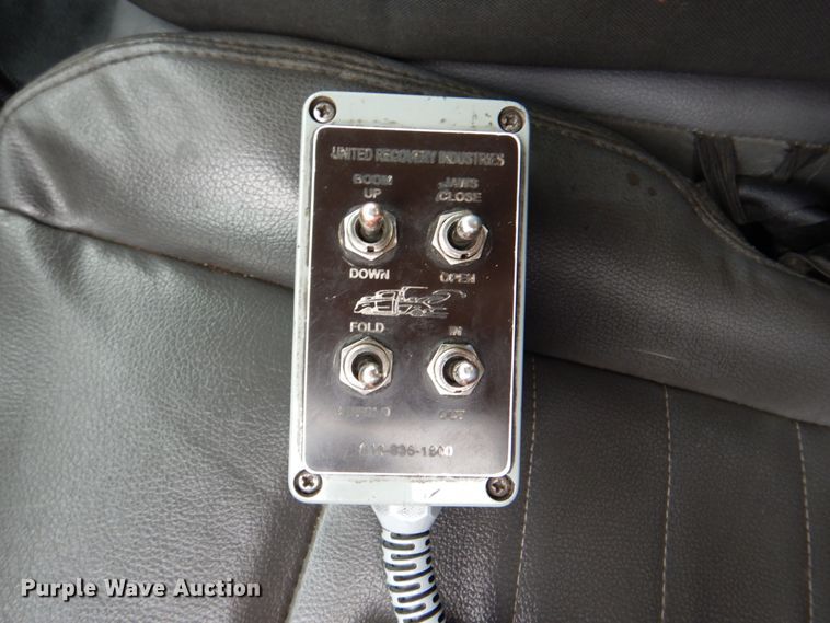 image for item HX9181 2014 Dodge Ram 4500HD  tow truck