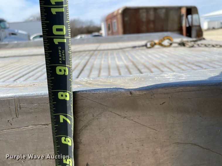 image for item HX9832 1995 Ford F450 Super Duty  rollback truck