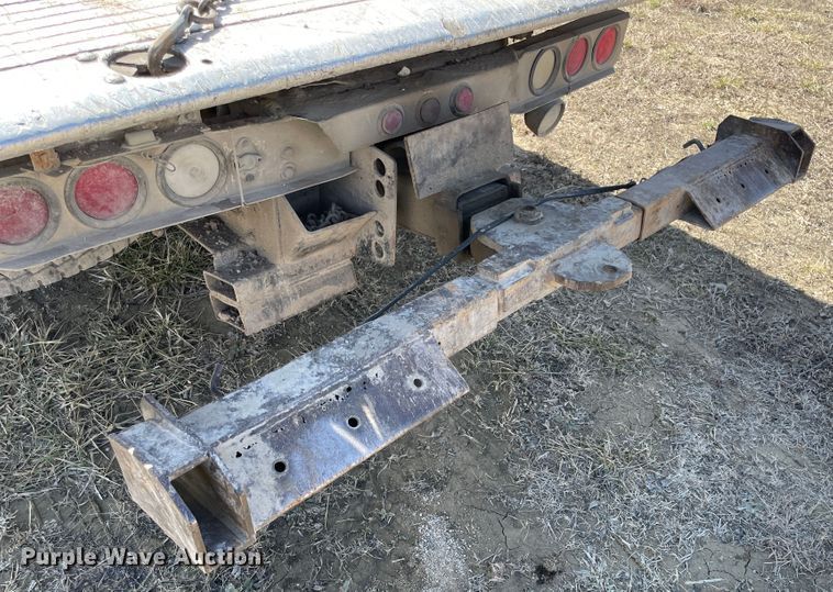 image for item HX9832 1995 Ford F450 Super Duty  rollback truck