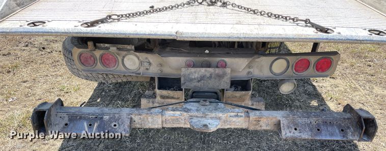 image for item HX9832 1995 Ford F450 Super Duty  rollback truck