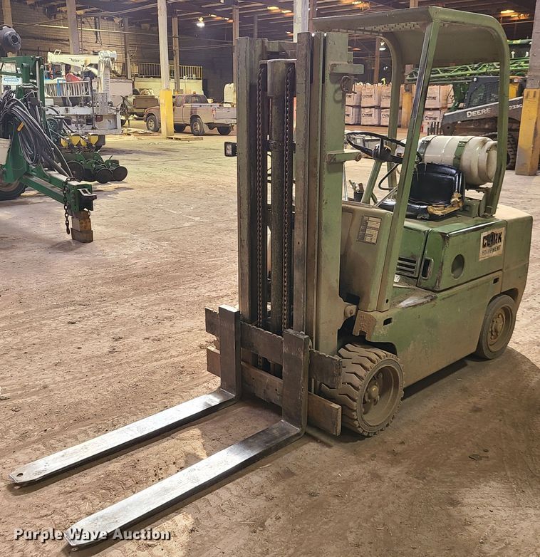 image for item IA9277 Clark C500-50  forklift